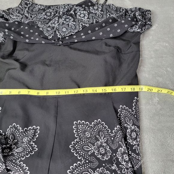 Nanette Lepore Handkerchief‎ Dress Sleeveless Black White V-neck Size 12 Bandana - Picture 7 of 10